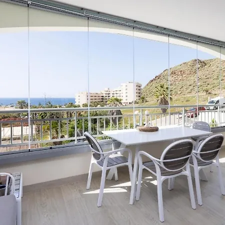 Luxus-appartment In Mit Grosser Terrasse Und Meerblick Apartman Palm-mar