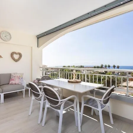 Luxus-appartment In Mit Grosser Terrasse Und Meerblick * Palm-mar